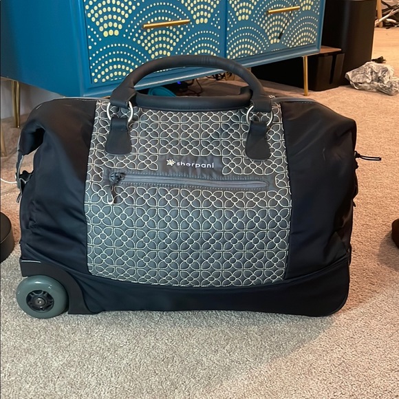 Sherpani Black Duffel Bag with Wheels - Picture 2 of 5